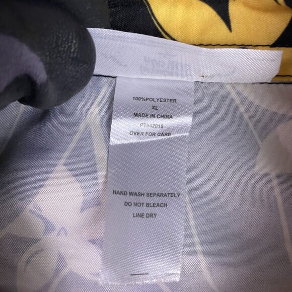 Fear And Loathing In Las Vegas Shirt Men's XL Button Down Hawaiian Tropical - Picture 6 of 9